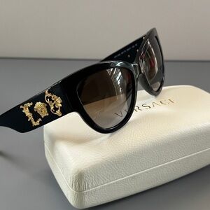 Versace Unisex Polarized Sunglasses Model 4322. New.